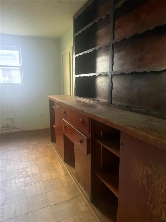 923 N Oak St, Nevada, MO 64772