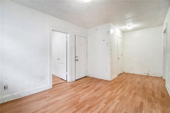 5121 Thompson Ave, Kansas City, MO 64124