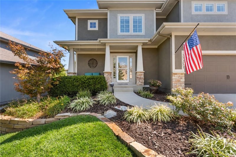 17251 S Kimble St, Olathe, KS 66062