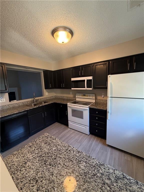 725 SW Liggett Rd #C, Blue Springs, MO 64015