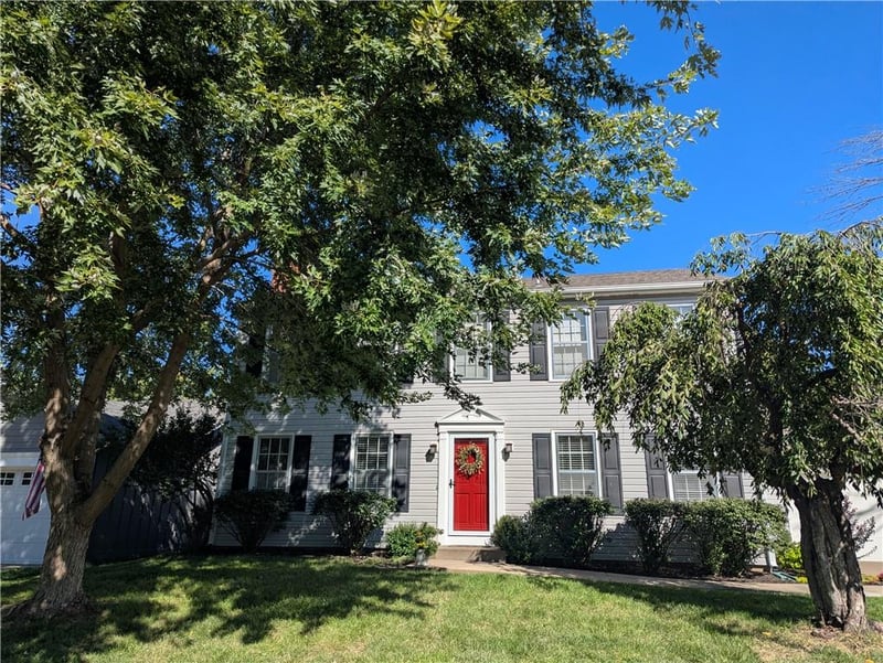 3018 W 29th Ter, Lawrence, KS 66047