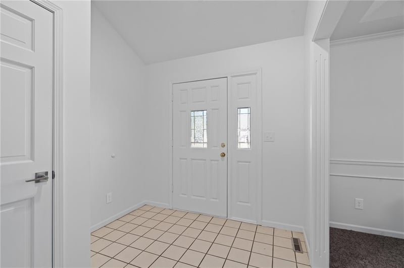 436 NW Eastwood Dr, Blue Springs, MO 64014