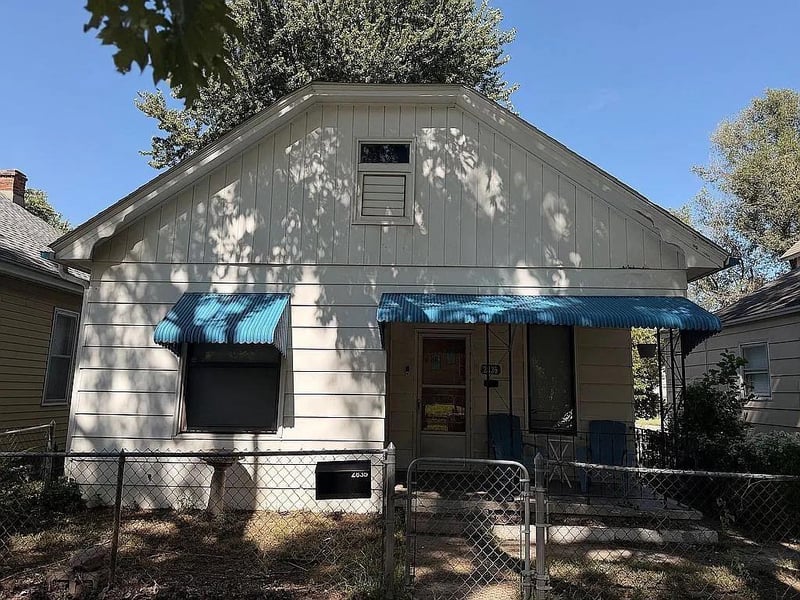 2835 Penn St, St Joseph, MO 64507