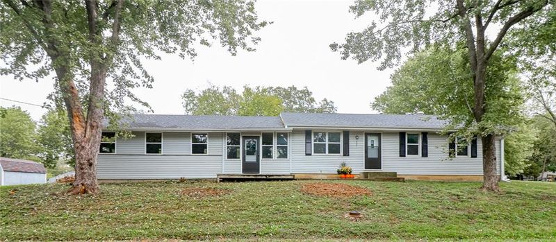 407 S Buffalo St, Holden, MO 64040