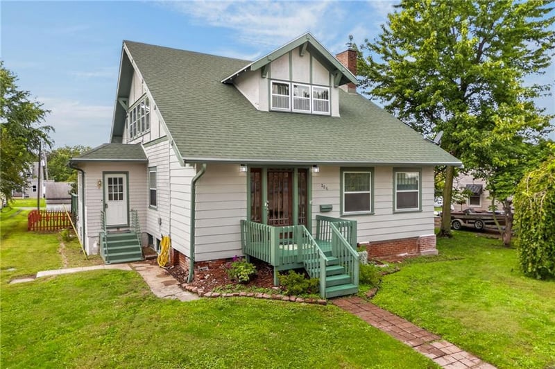 206 S Daviess St, Gallatin, MO 64640
