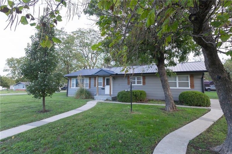 401 N 4th St, Humboldt, KS 66748