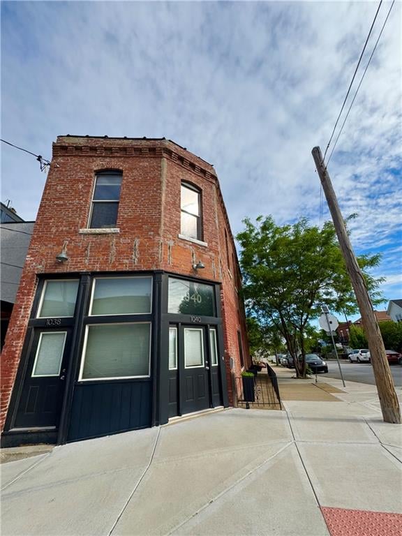 1040 Missouri Ave, Kansas City, MO 64106