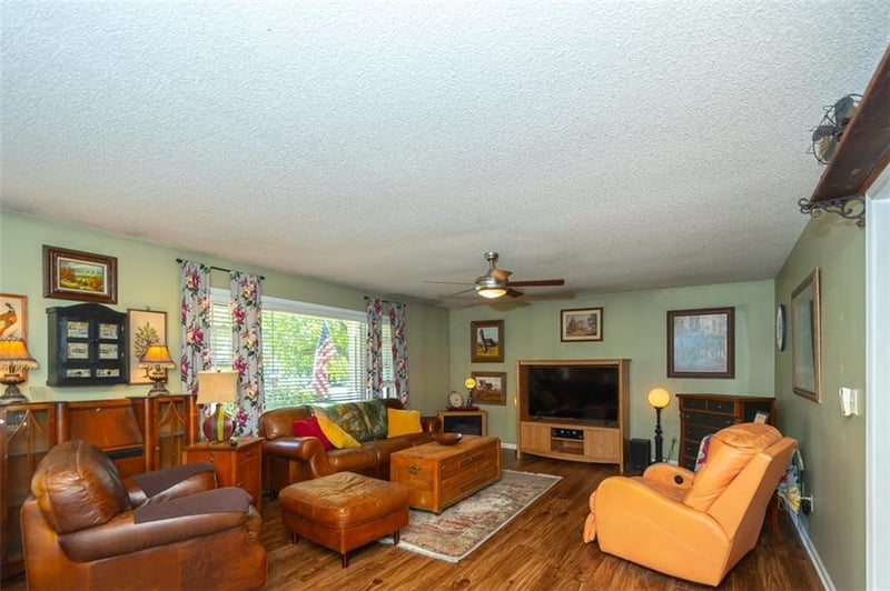 835 Locust St, Lawrence, KS 66044