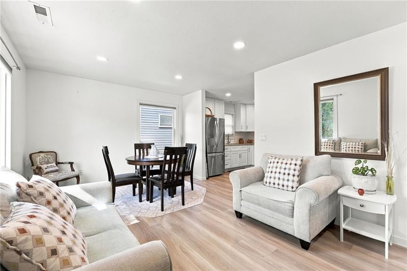 4802 Vista St, Kansas City, KS 66106
