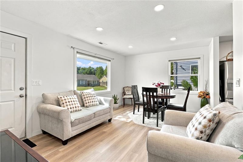 4802 Vista St, Kansas City, KS 66106