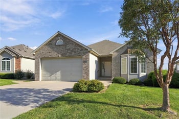7600 NE 113th St, Kansas City, MO 64157