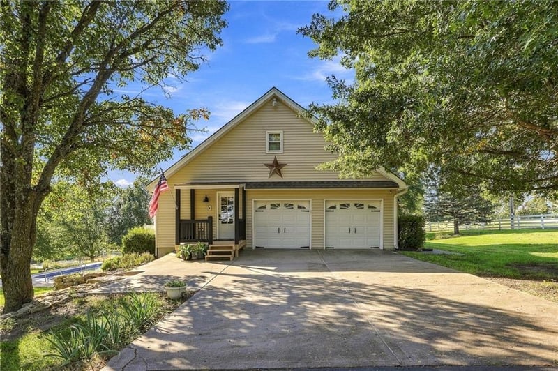 13019 N Prospect Ave, Kansas City, MO 64166