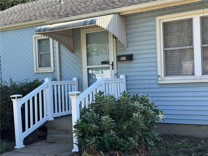 1401 NE 67th Ter, Gladstone, MO 64118