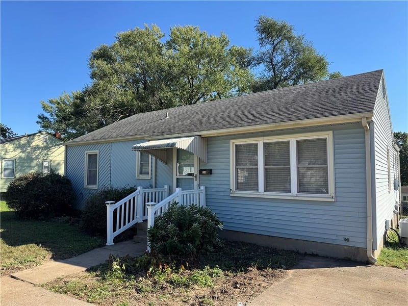 1401 NE 67th Ter, Gladstone, MO 64118