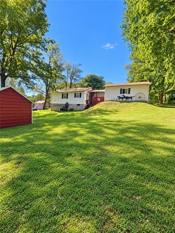 109 N Market St, Rock Port, MO 64482