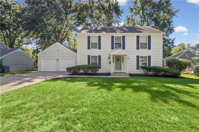 5419 W 100th Ter, Overland Park, KS 66207