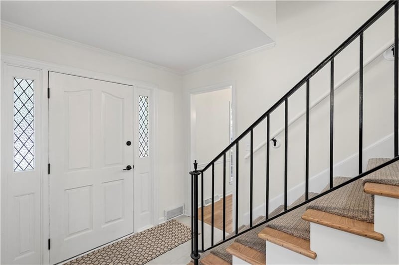 5419 W 100th Ter, Overland Park, KS 66207