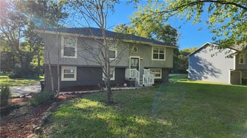 16010 Eastern Ave, Belton, MO 64012