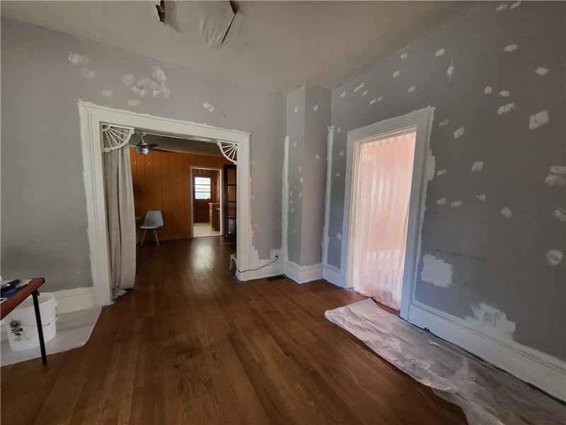 2002 N 3rd St, St Joseph, MO 64505