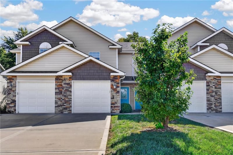 427 Tumbleweed Pl, Belton, MO 64012