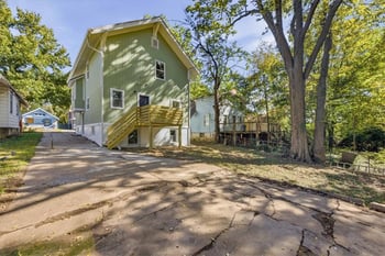 3710 Agnes Ave, Kansas City, MO 64128