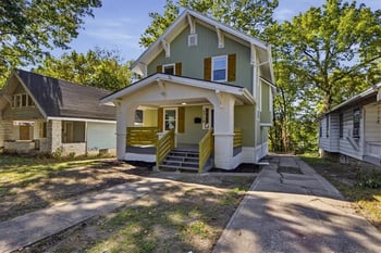 3710 Agnes Ave, Kansas City, MO 64128