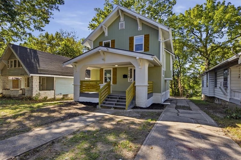 3710 Agnes Ave, Kansas City, MO 64128