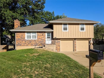 2749 N 110th Ter, Kansas City, KS 66109