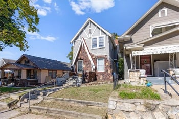 2012 Grandview Blvd, Kansas City, KS 66102