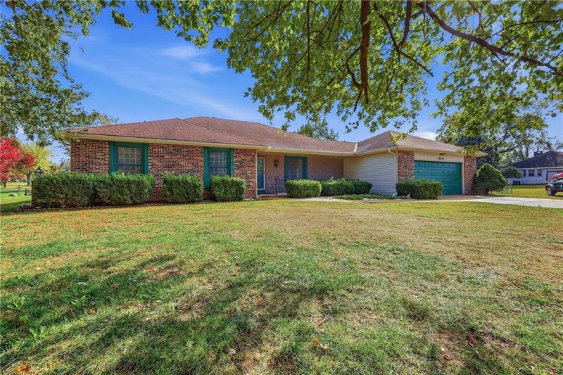 19455 Metcalf Ave, Stilwell, KS 66085