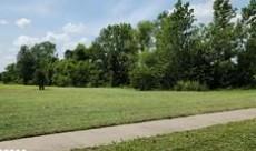 806 Edgewood Dr, Paola, KS 66071