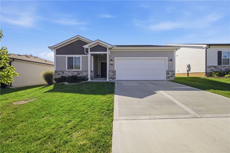 20909 W 190th Pl, Spring Hill, KS 66083