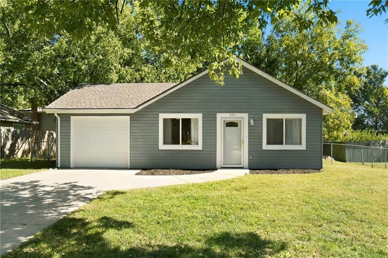 440 N Pine St, Olathe, KS 66061