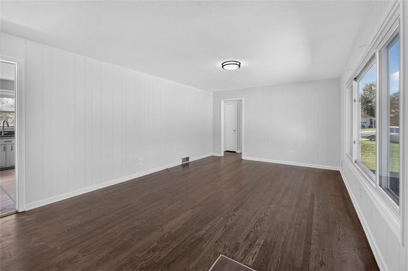 3211 Berry Rd, Kansas City, KS 66208