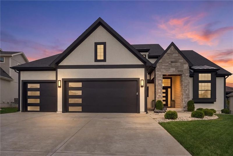 12602 W 169 Ter, Overland Park, KS 66221