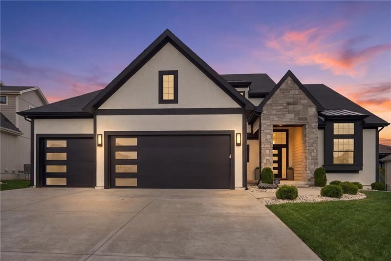 12602 W 169 Terrace Ter, Overland Park, KS 66221