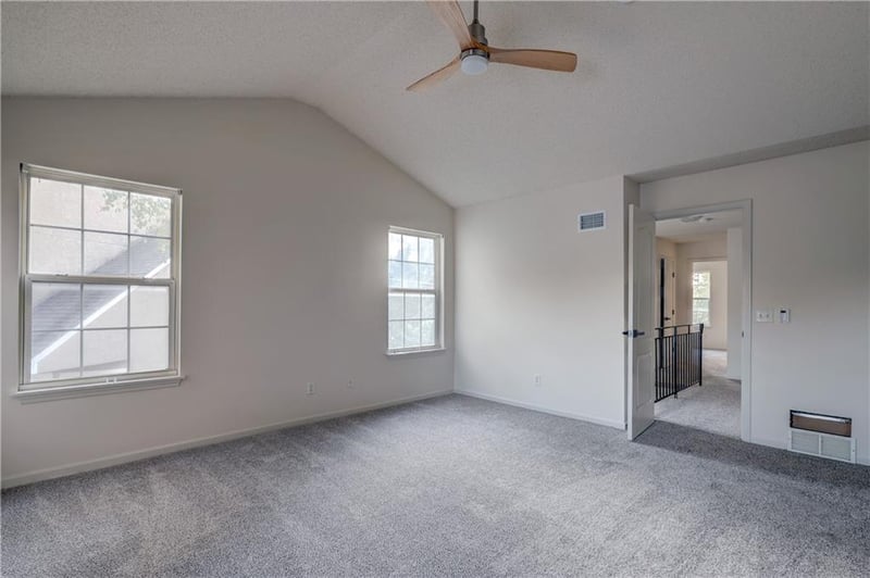 1592615928 W 91st Ter, Lenexa, KS 66219