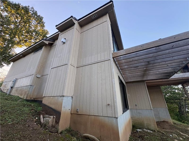 121 Teton Rg, Lake Winnebago, MO 64034
