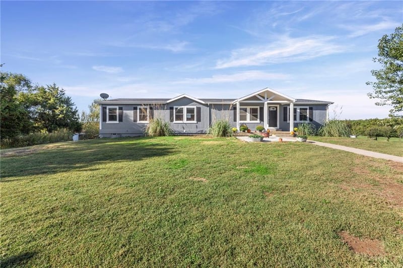 39340 Indianapolis Rd, Lane, KS 66042