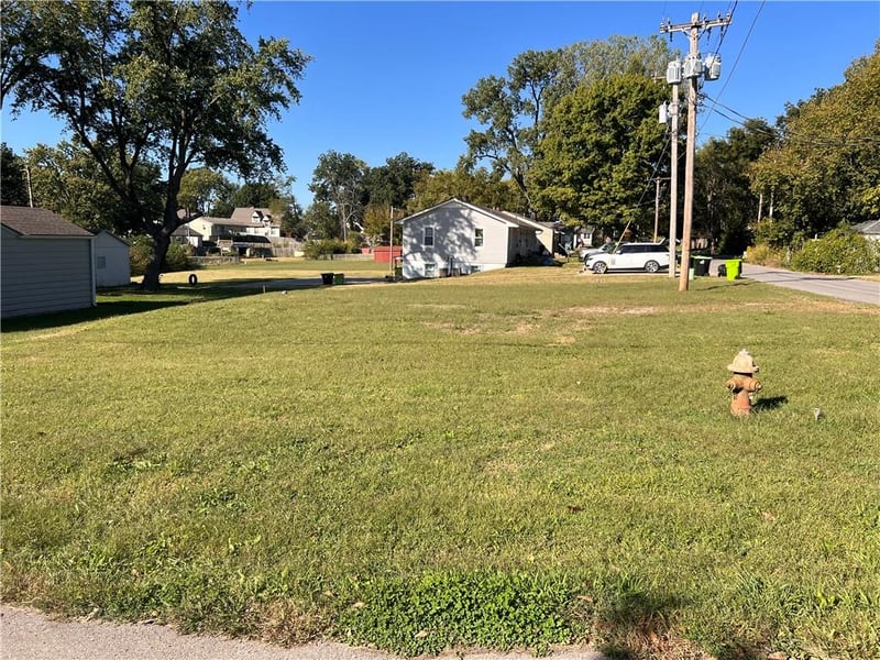 King St, Harrisonville, MO 64701