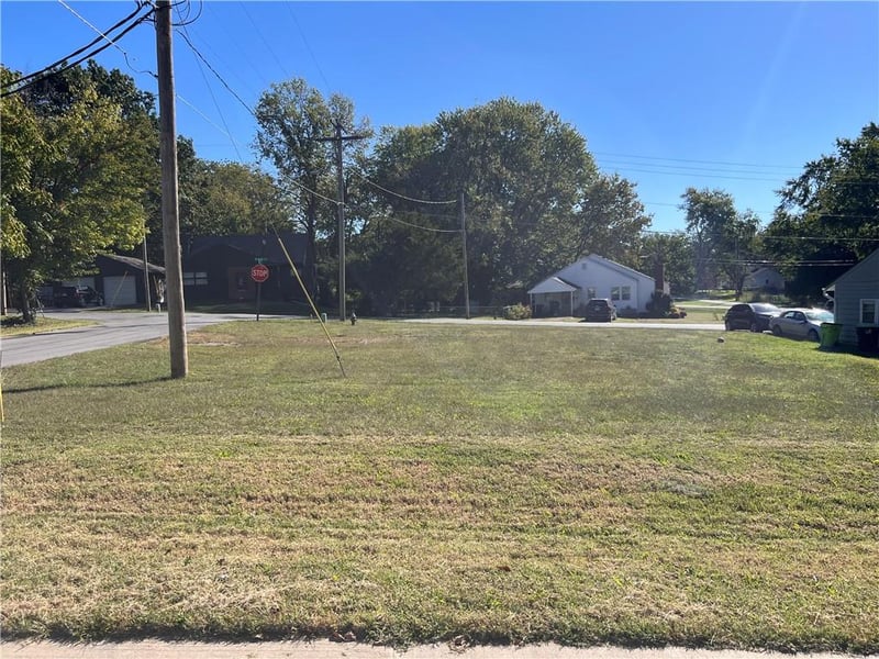 King St, Harrisonville, MO 64701
