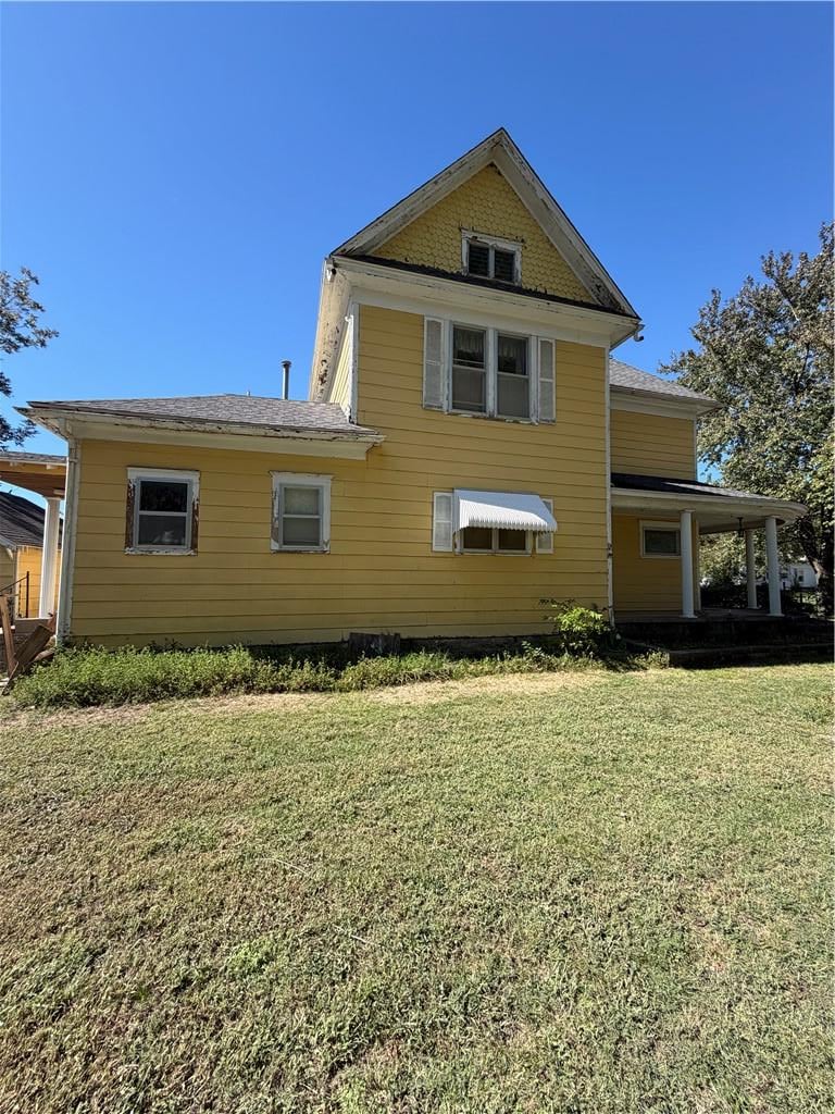 2700 Crawford Ave, Parsons, KS 67357