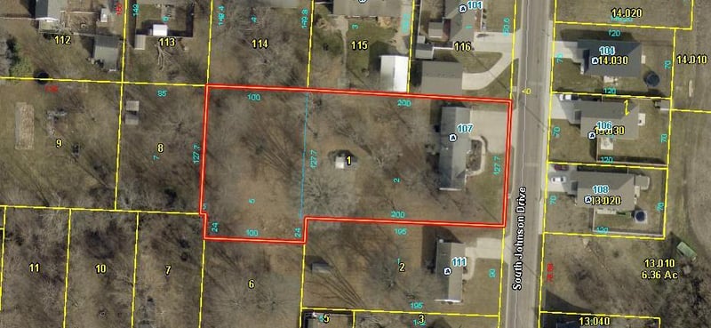 107 S Johnson Dr, Odessa, MO 64076