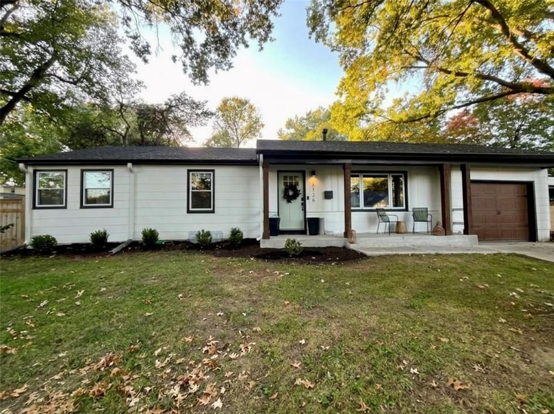 6126 Granada St, Fairway, KS 66205