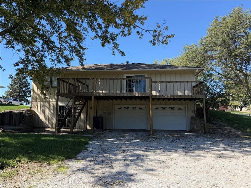 604 S Washington St, Oregon, MO 64473