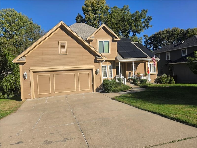 1504 NE 80th Pl, Kansas City, MO 64118