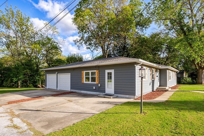 607 N Havanah St, Butler, MO 64730