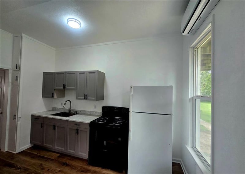 301 S Water St, Rock Port, MO 64482