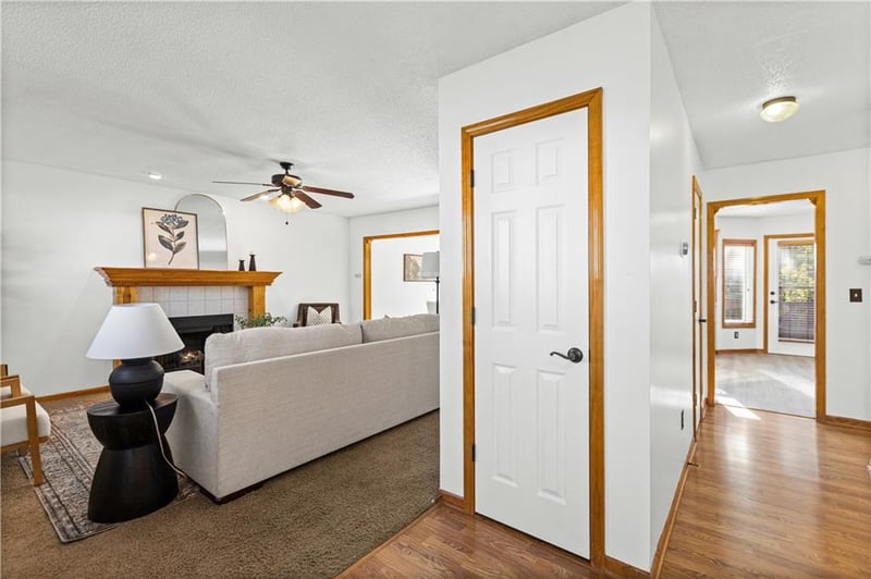 7416 N Mckinley Ave, Kansas City, MO 64158