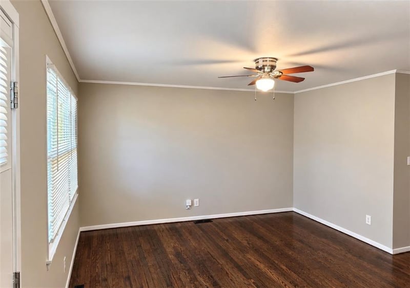 11215 E 51st St, Raytown, MO 64133